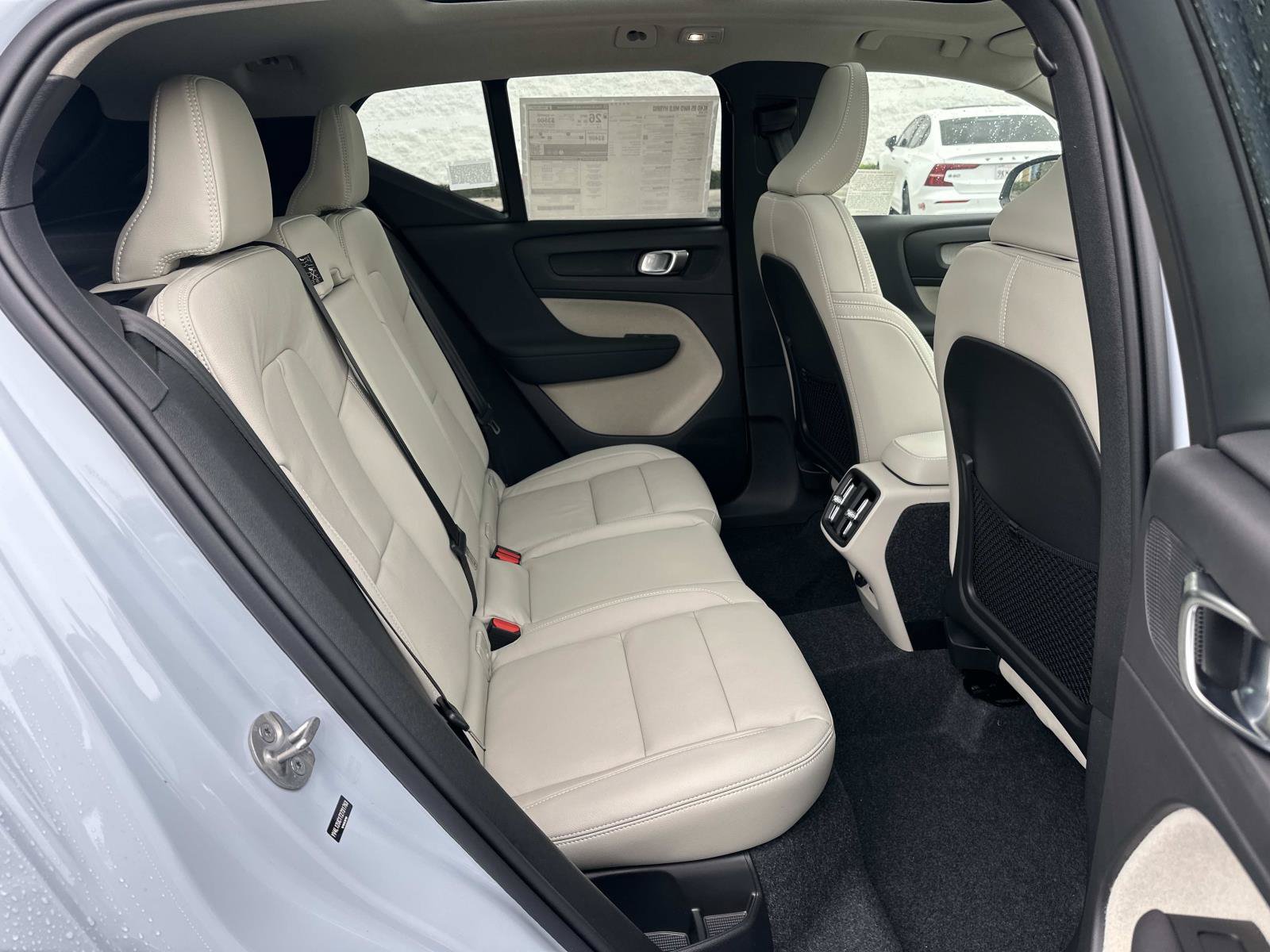 New 2026 Volvo XC40 B5 Plus w/ Protection Package Premier AWD/4WD image 19