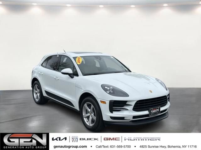 Used 2019 Porsche Macan AWD/4WD image 1