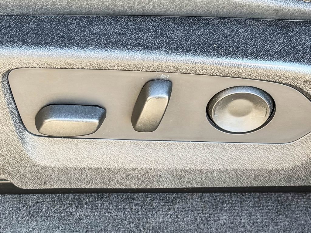 Used 2023 GMC Canyon AT4 w/ AT4 Premium Package image 48