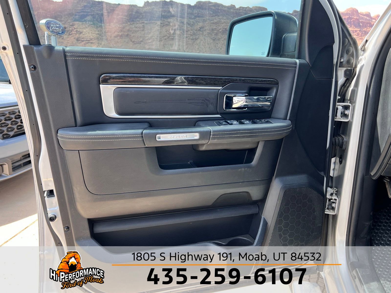 Used 2015 RAM 1500 Limited image 16