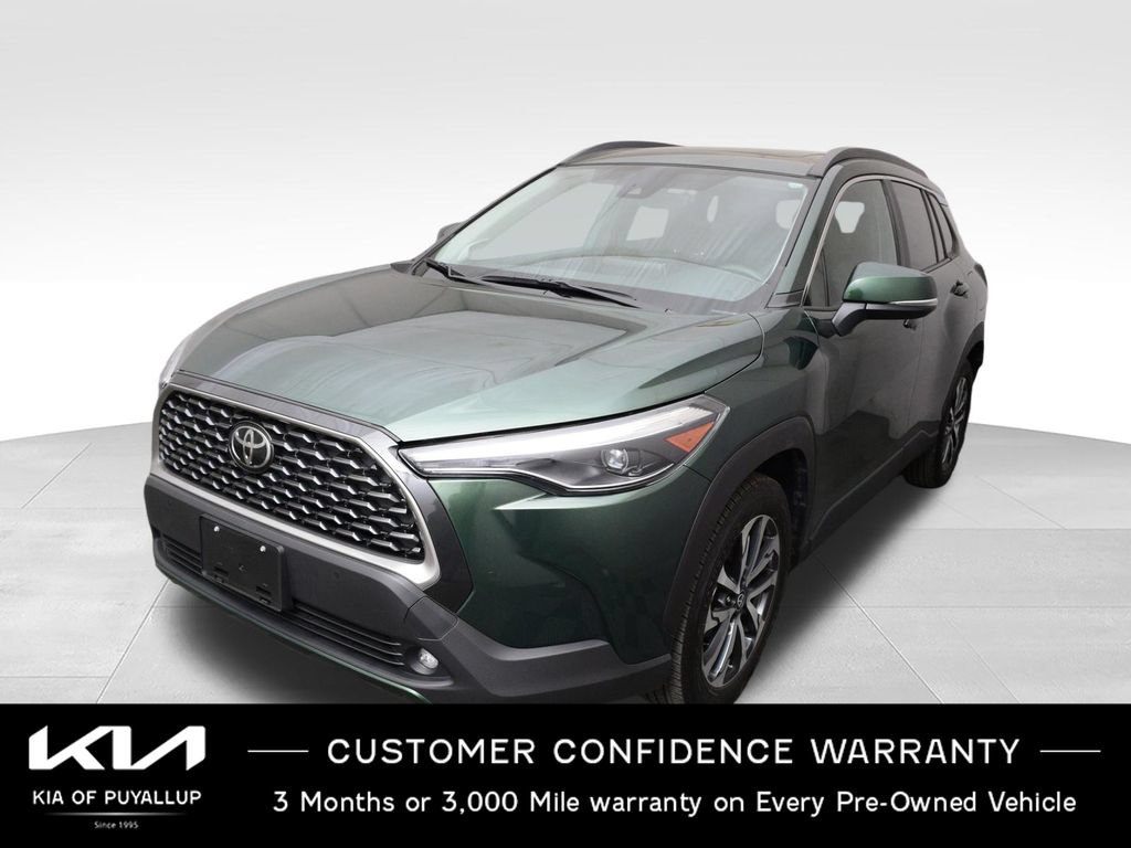 Used 2022 Toyota Corolla Cross XLE w/ Convenience Package