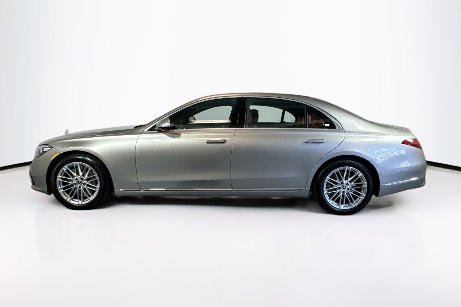 Certified 2022 Mercedes-Benz S 580 4MATIC Sedan image 8