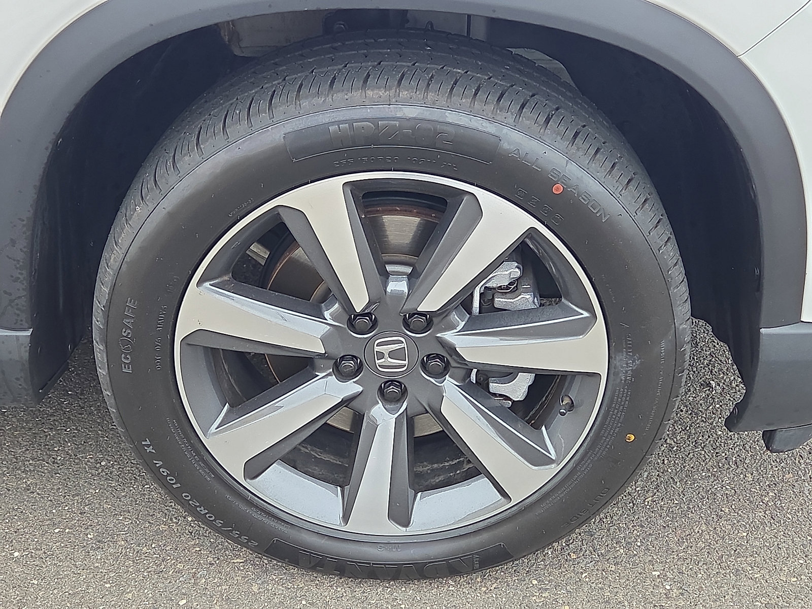Used 2025 Honda Pilot Elite image 8