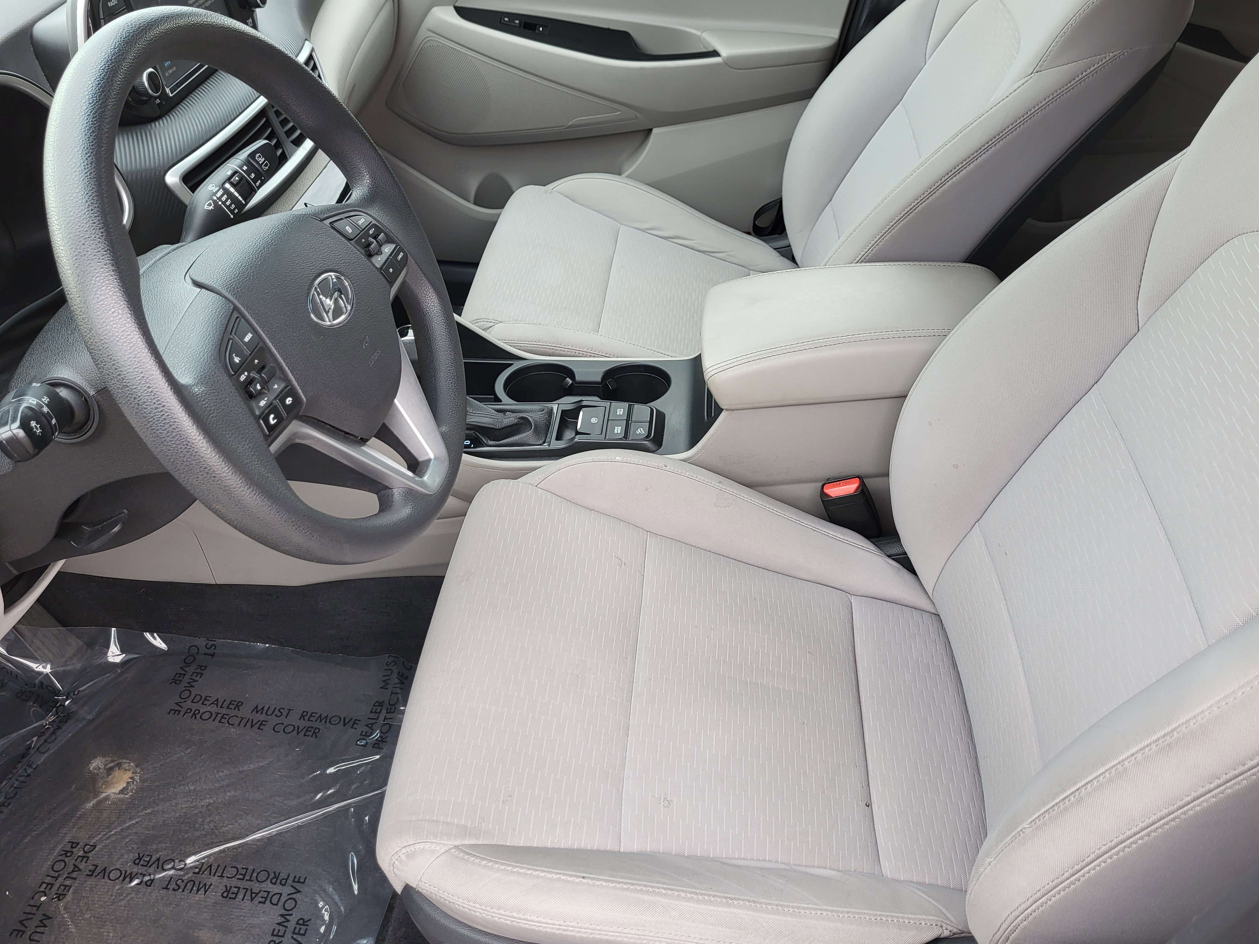 Used 2020 Hyundai Tucson SE image 12