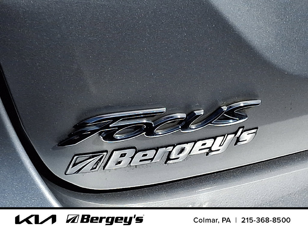 Used 2012 Ford Focus SE FWD image 30