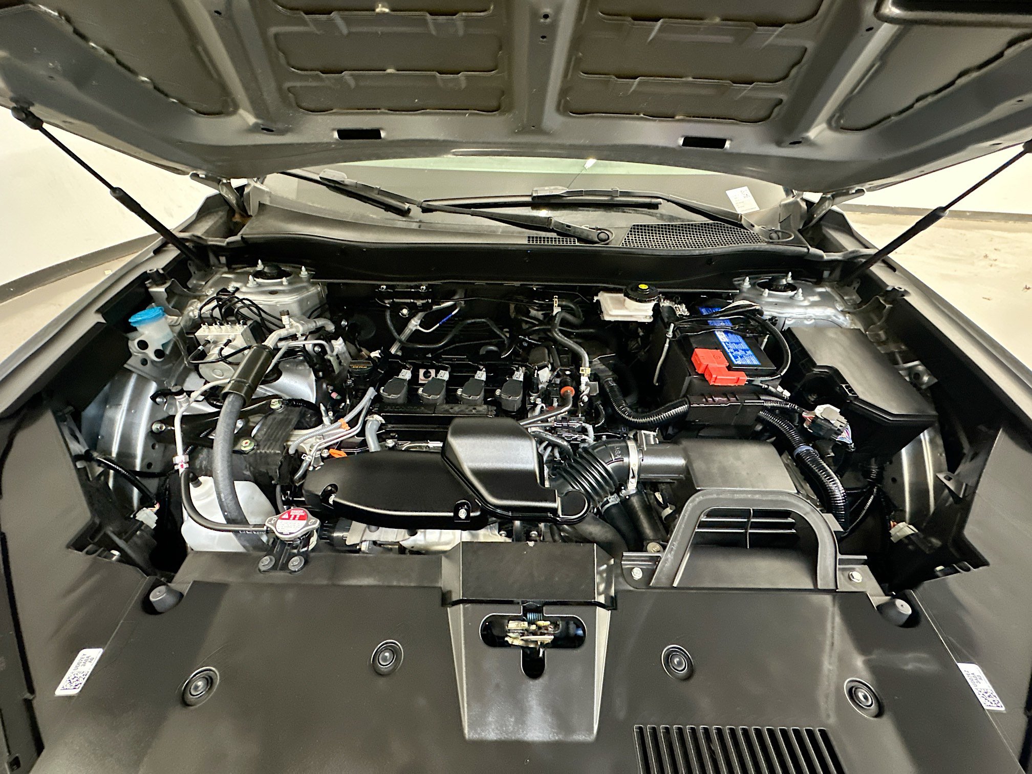 Used 2025 Honda CR-V LX image 33