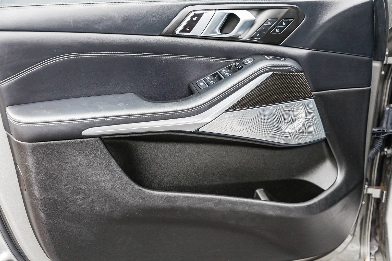 Used 2023 BMW X5 M w/ Executive Package image 21