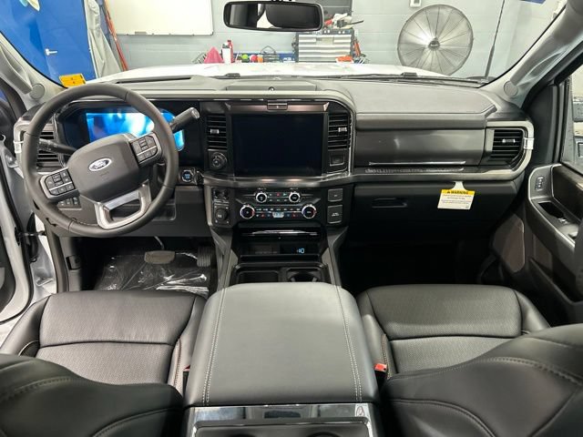 New 2026 Ford F250 Lariat w/ Black Appearance Package AWD/4WD image 11