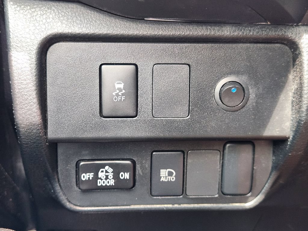 Used 2022 Toyota Tacoma SR RWD image 23