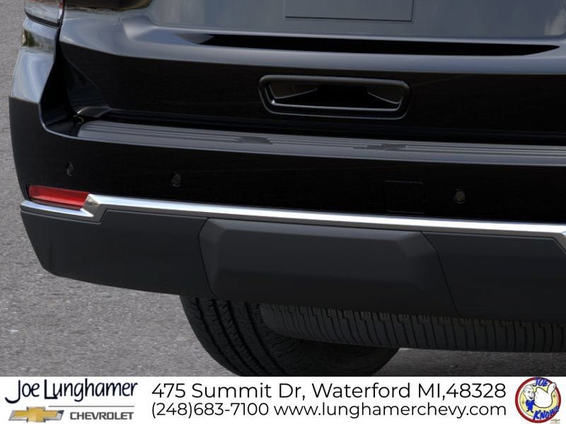 New 2026 Chevrolet Suburban LS w/ LS Custom Edition AWD/4WD image 14