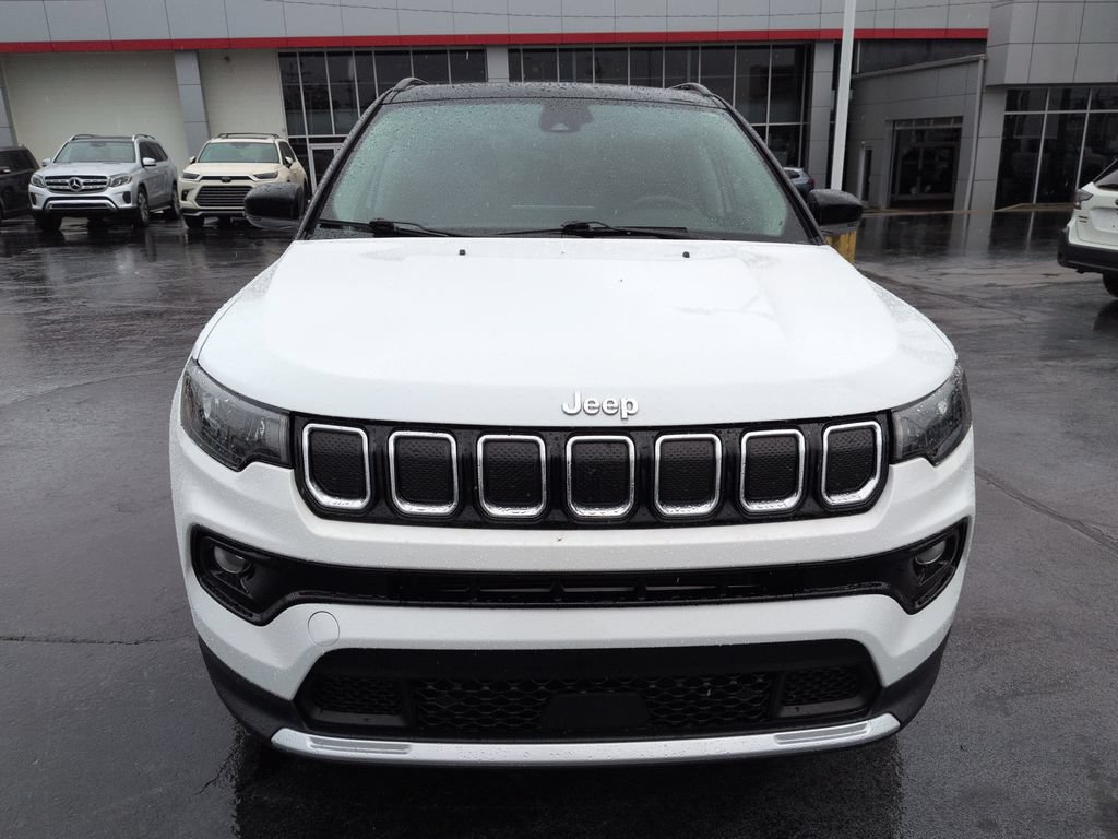 Used 2022 Jeep Compass Limited w/ Sun and Sound Group AWD/4WD image 8
