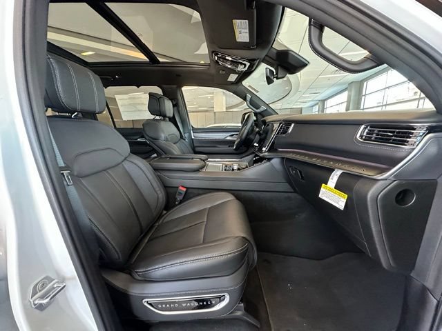 New 2026 Jeep Grand Wagoneer Summit AWD/4WD image 25