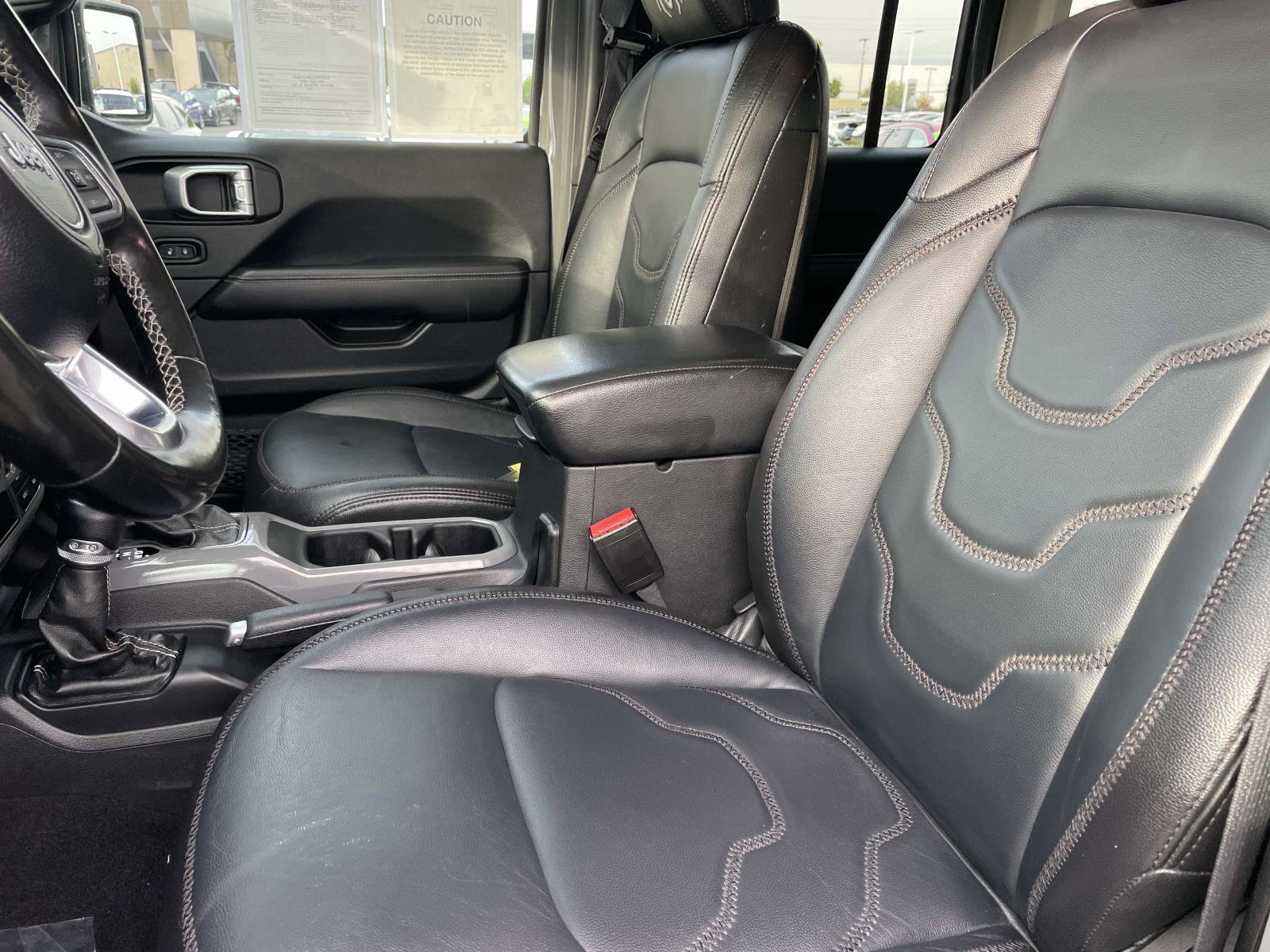 Used 2022 Jeep Wrangler Unlimited Sahara w/ Cold Weather Group image 20