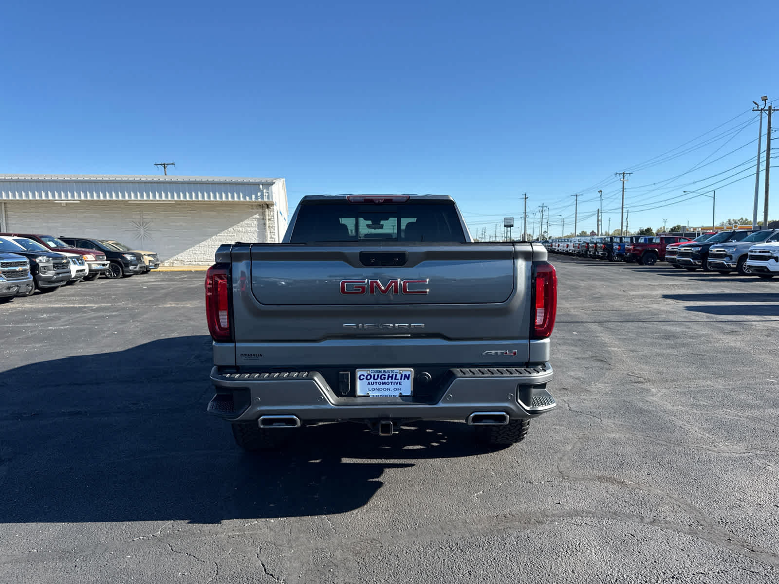 Certified 2021 GMC Sierra 1500 AT4 w/ AT4 Value Package AWD/4WD image 4