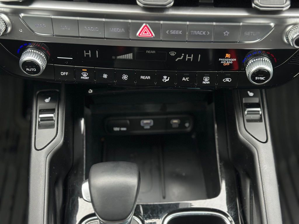 Used 2024 Kia Telluride S image 22