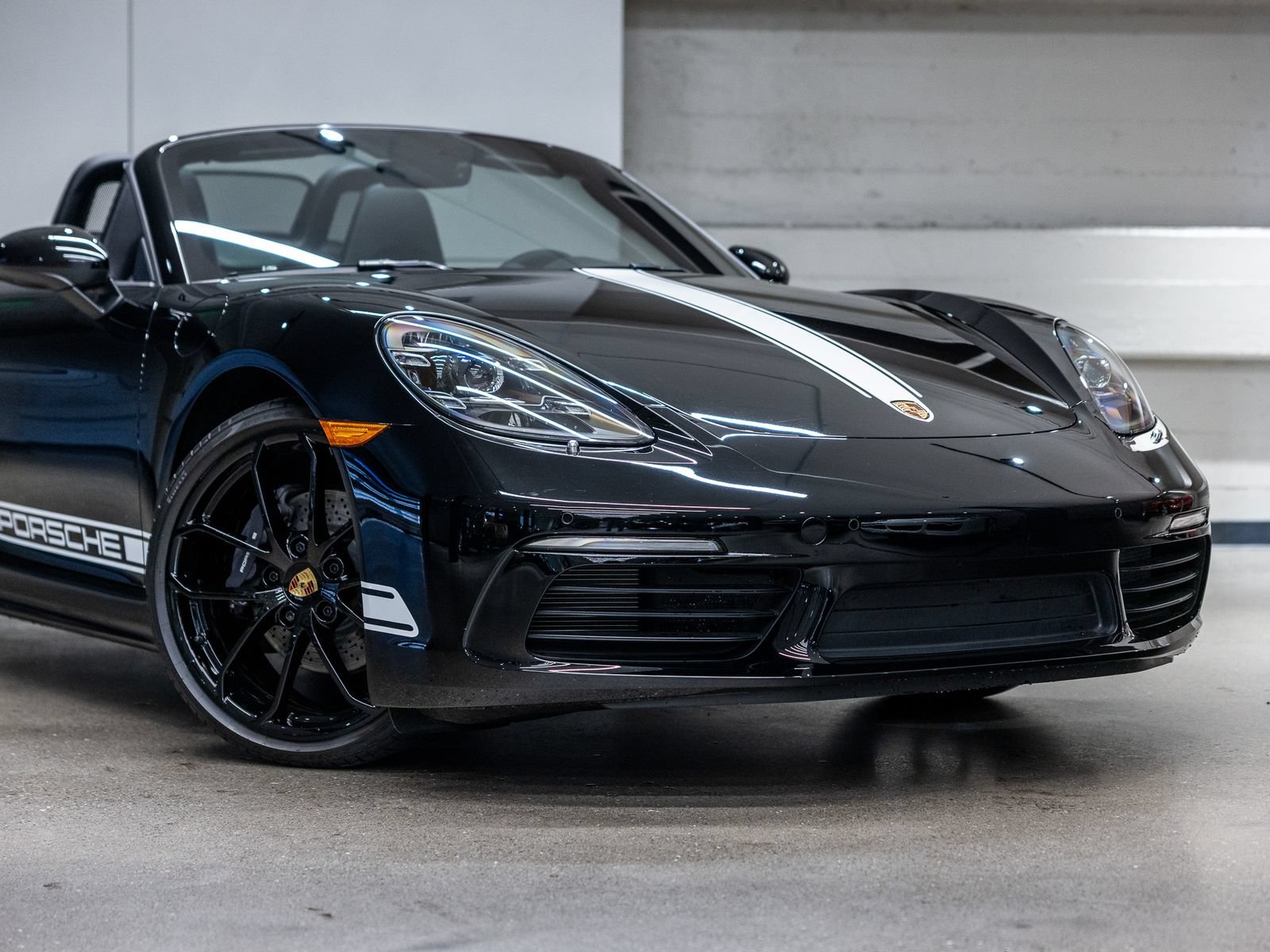 Certified 2024 Porsche 718 Boxster RWD image 15