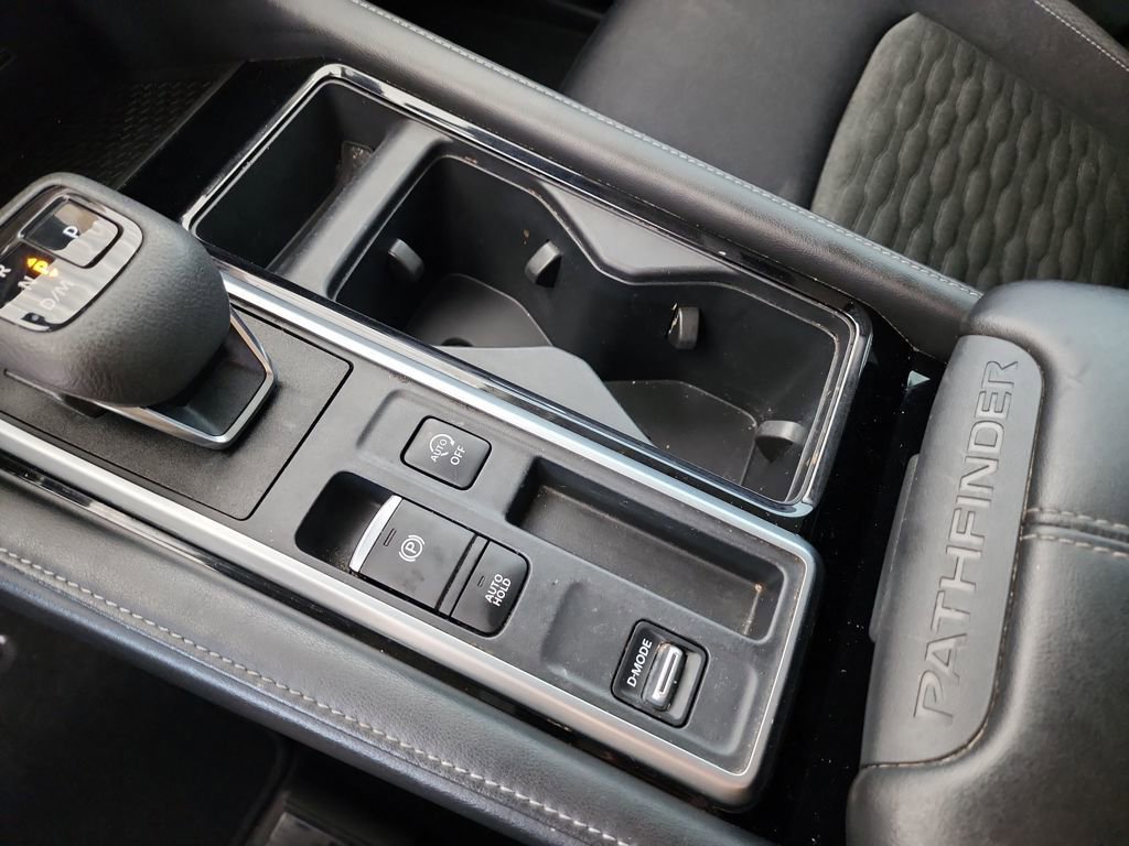 Used 2022 Nissan Pathfinder SV FWD image 31
