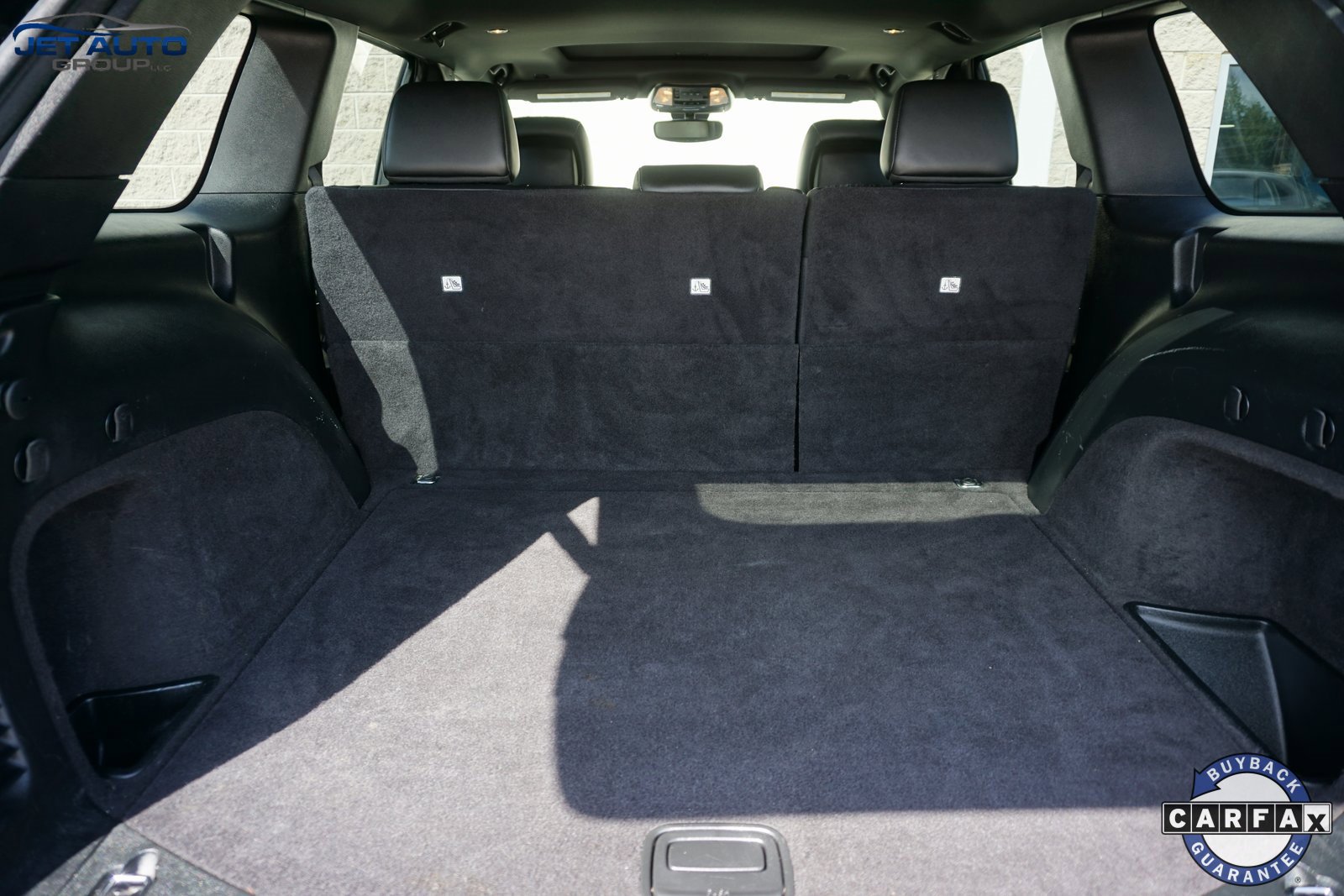 Used 2018 Jeep Grand Cherokee Limited image 17