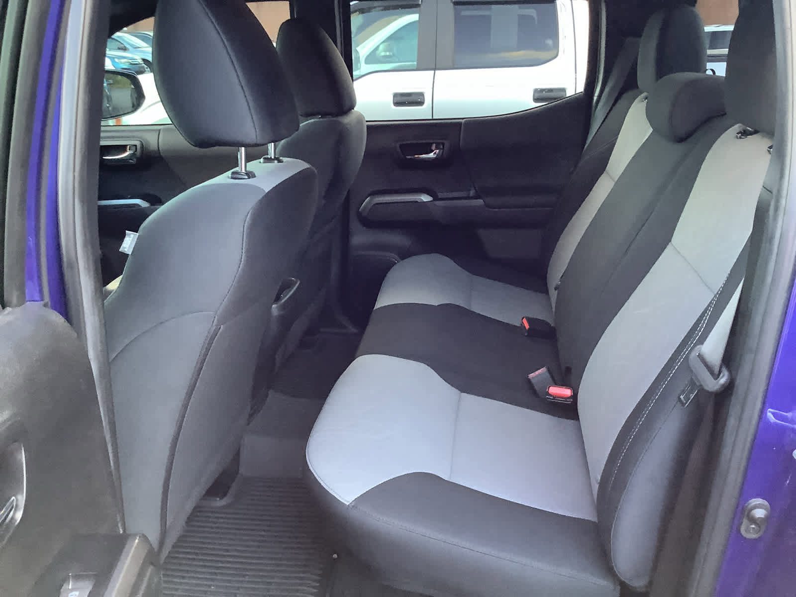 Used 2023 Toyota Tacoma TRD Off-Road w/ Black Out Package (TMS) image 7