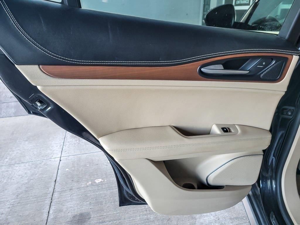 Used 2019 Alfa Romeo Stelvio Ti Lusso w/ Quick Order Package 22X Lusso image 19