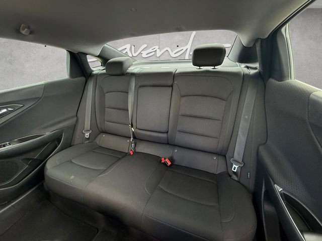 Used 2018 Chevrolet Malibu LT image 22