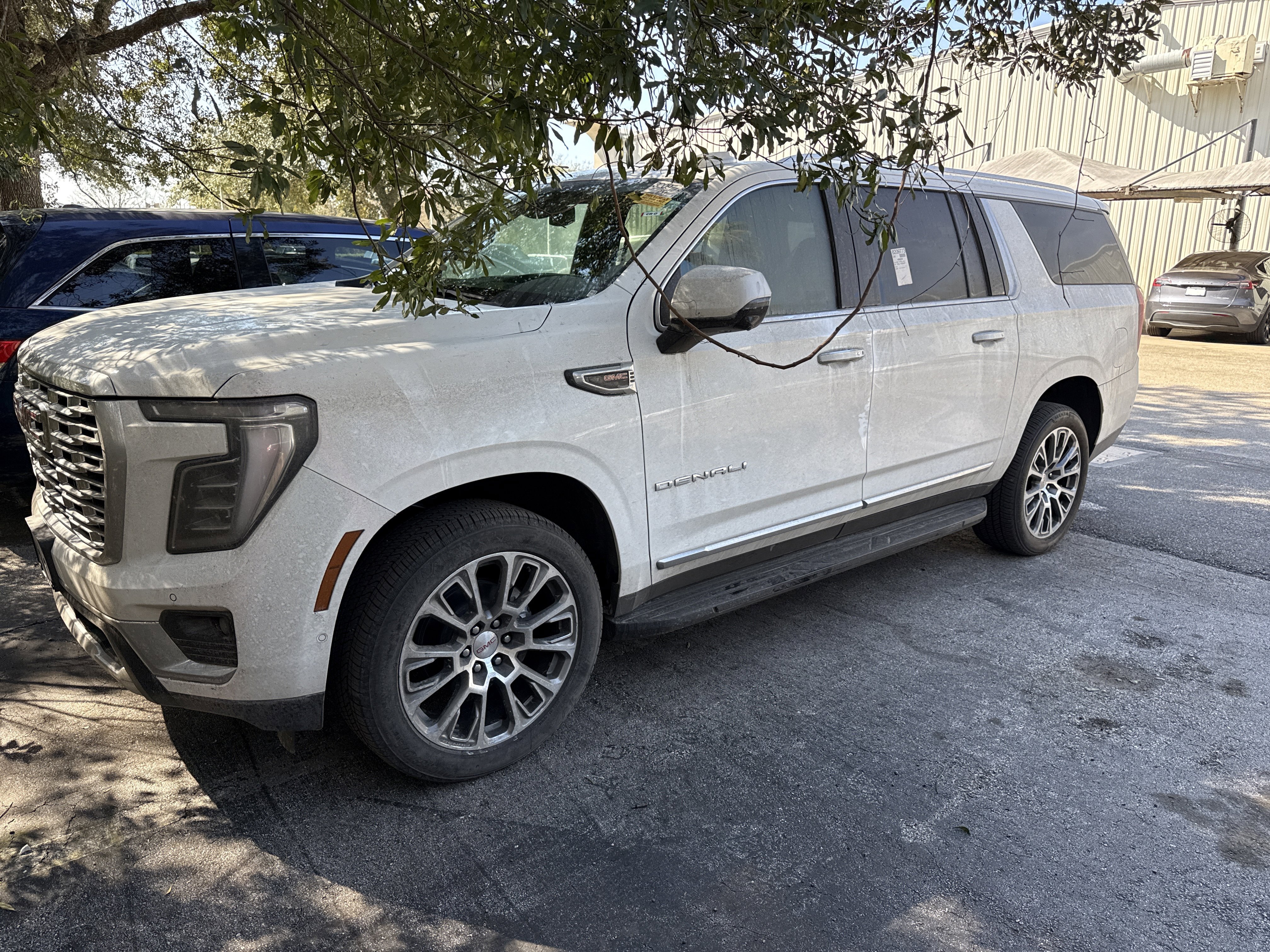 Used 2025 GMC Yukon XL Denali