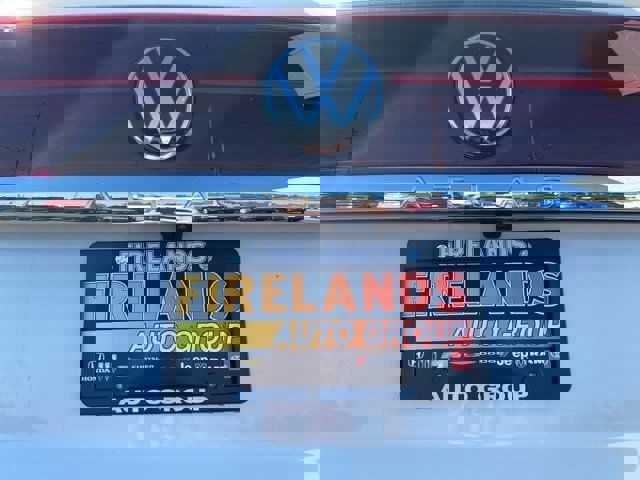 New 2026 Volkswagen Atlas Cross Sport SEL Premium R-Line image 16