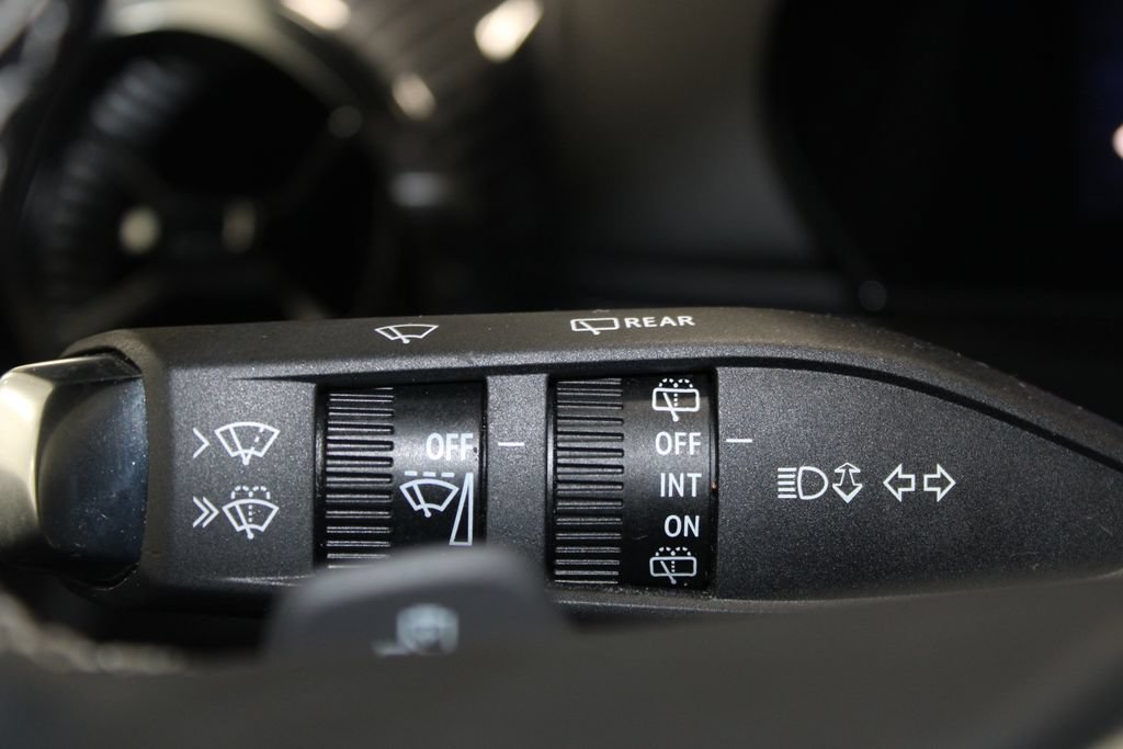 Used 2024 Chevrolet Blazer EV LT AWD/4WD image 34