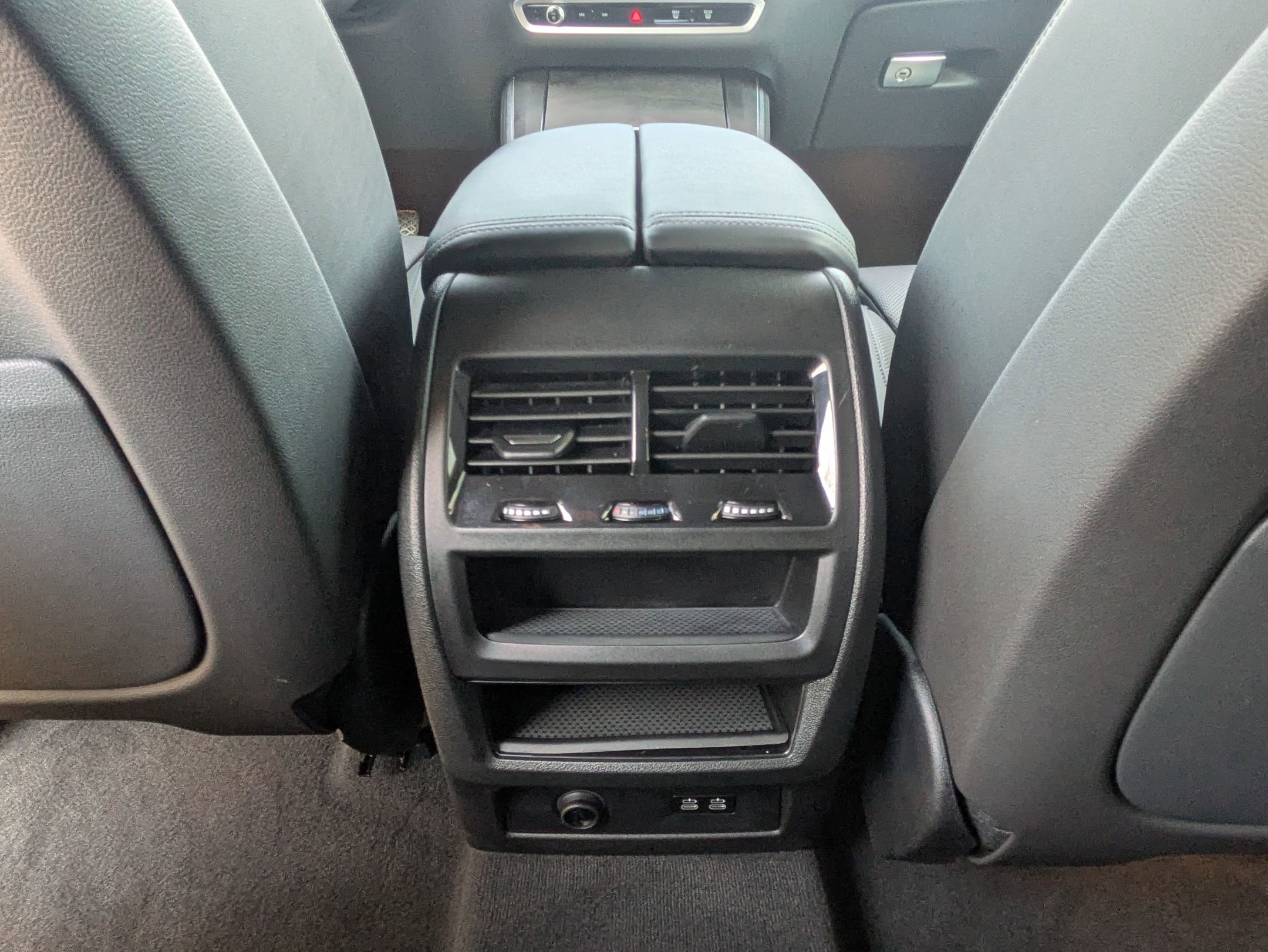 Used 2024 BMW X5 xDrive40i w/ Premium Package image 22