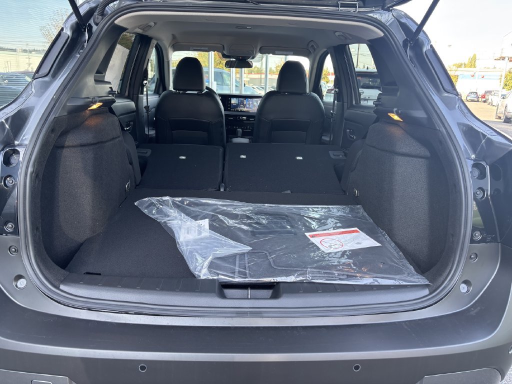 New 2027 Nissan Kicks SR AWD/4WD image 27