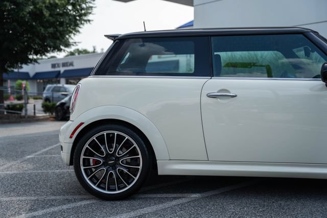 Used 2009 MINI Cooper John Cooper Works FWD image 15