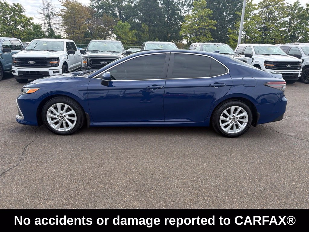 Used 2023 Toyota Camry LE w/ Convenience Package FWD image 3
