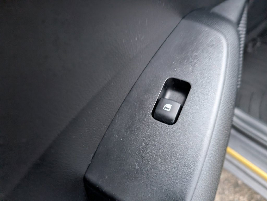 Used 2024 Kia Seltos X-Line AWD/4WD image 13