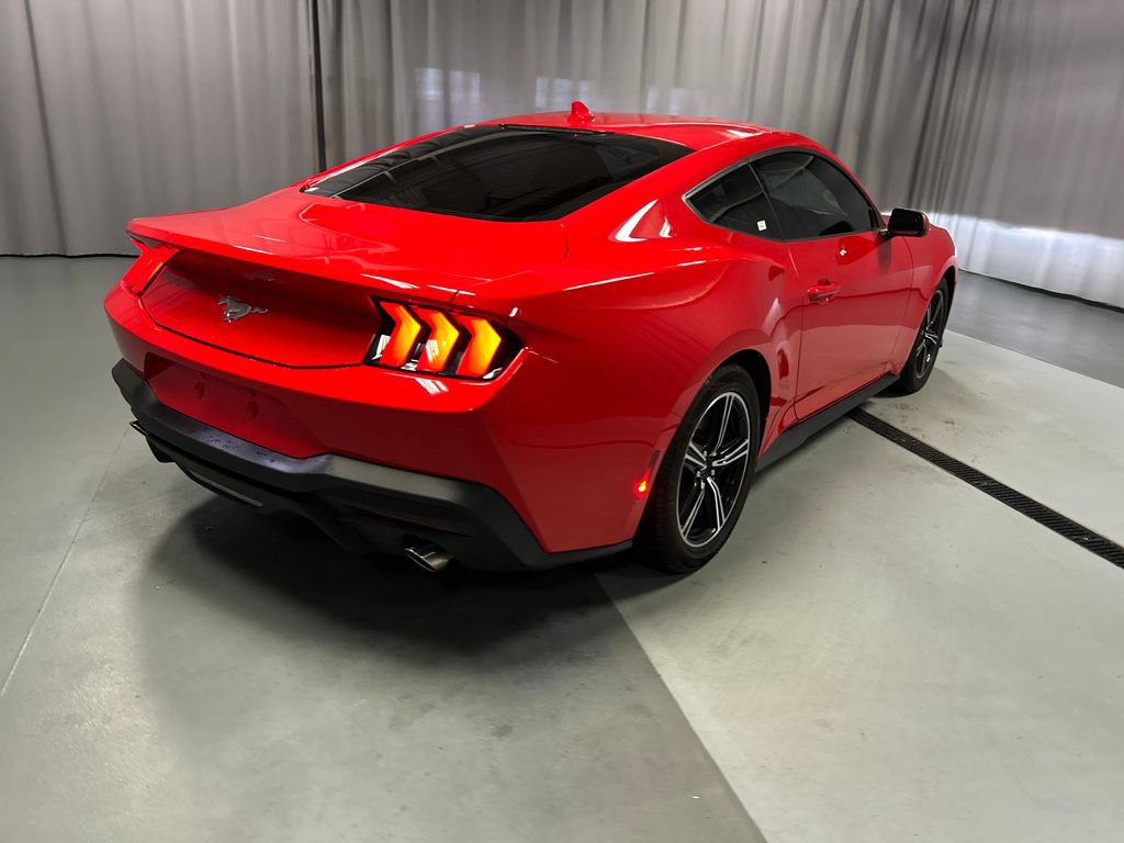 Used 2024 Ford Mustang Coupe RWD image 7