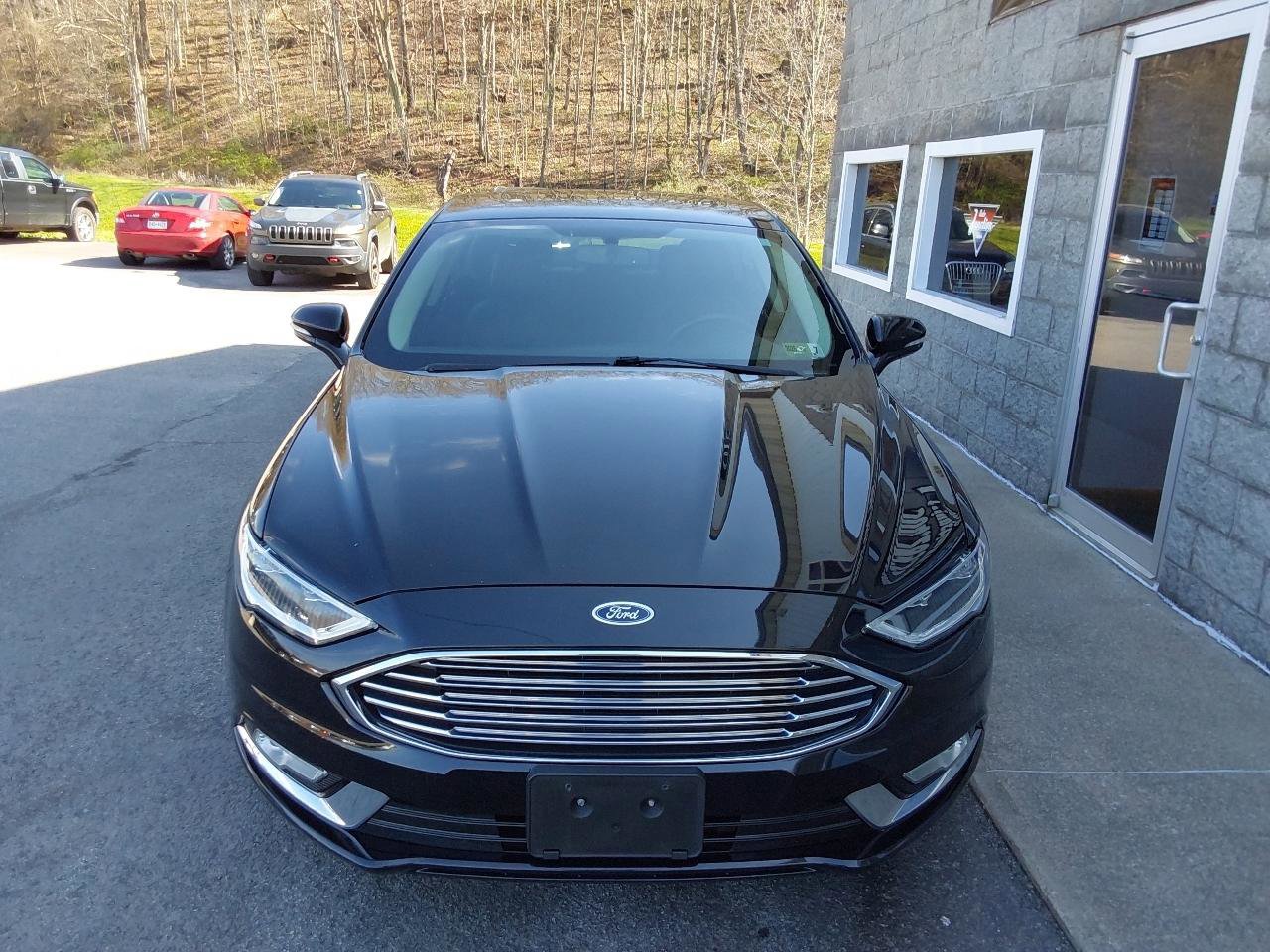 Used 2017 Ford Fusion Titanium AWD/4WD image 10