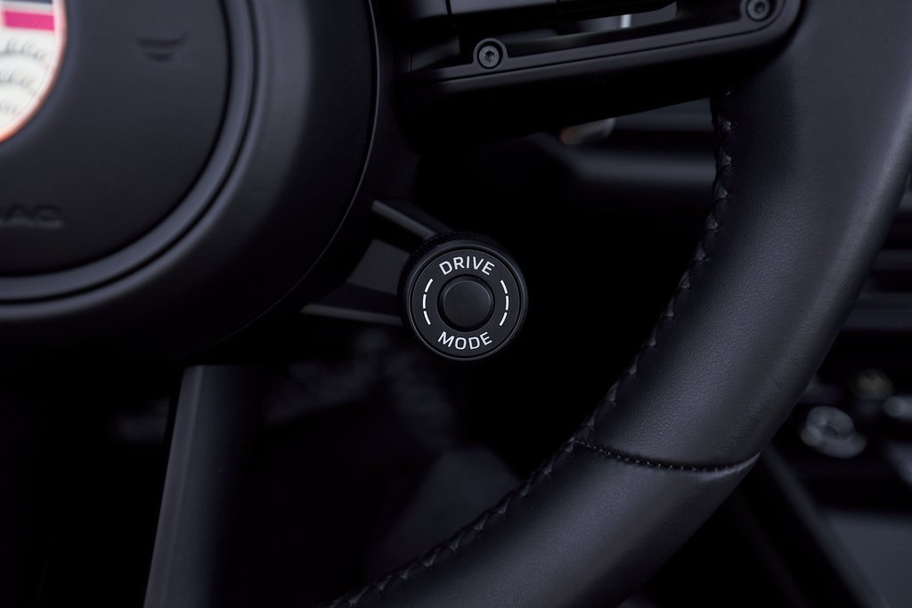 Used 2024 Porsche 911 Carrera GTS w/ Premium Package image 48