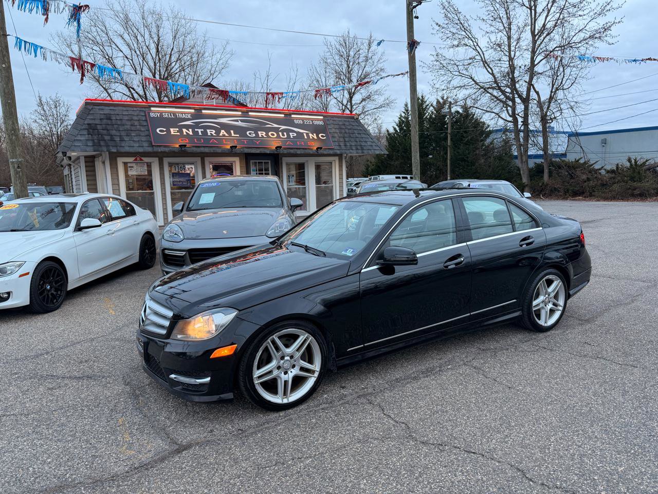 Used 2013 Mercedes-Benz C 300 4MATIC Sedan image 2