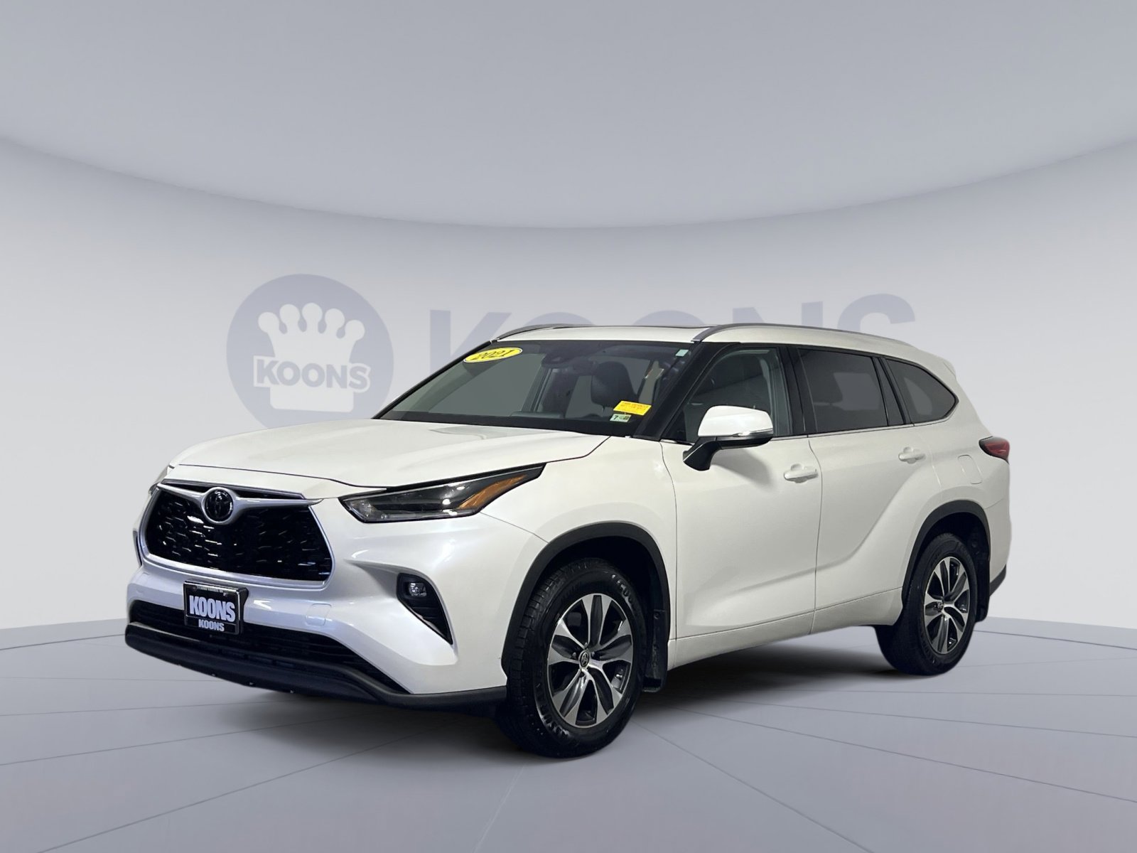 Used 2021 Toyota Highlander XLE