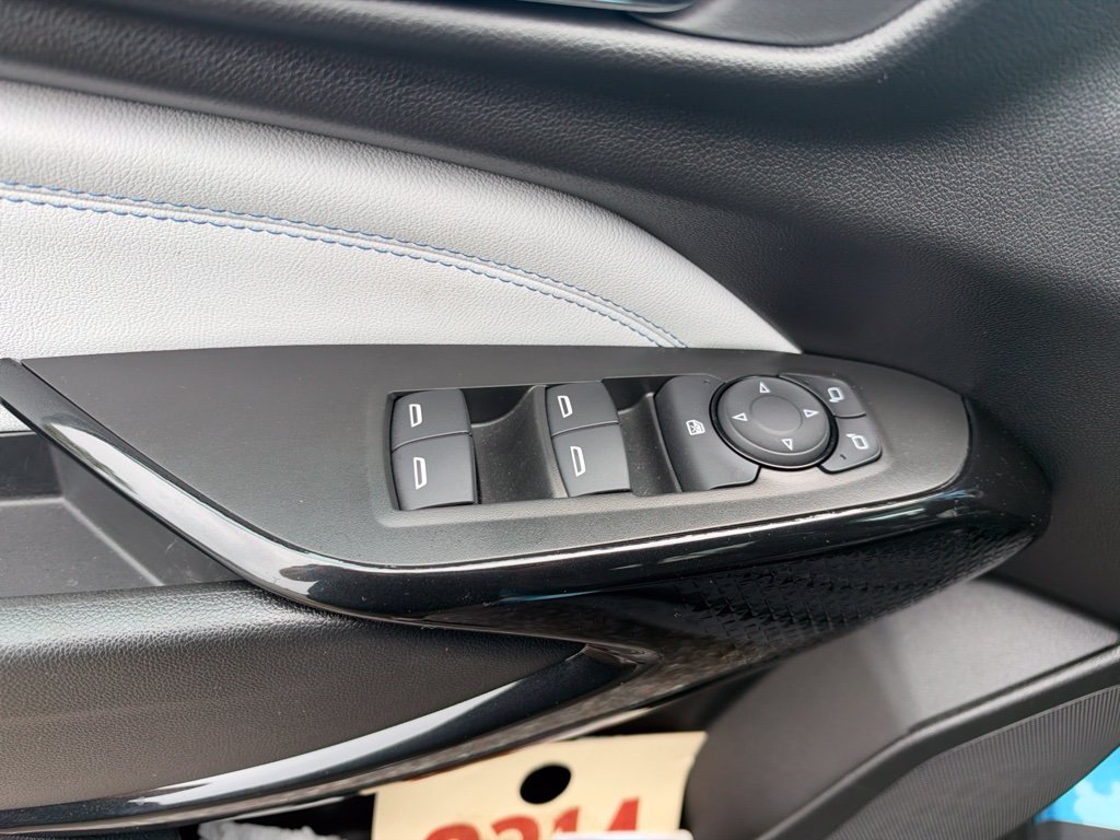 Used 2026 Chevrolet Trax LT FWD image 11