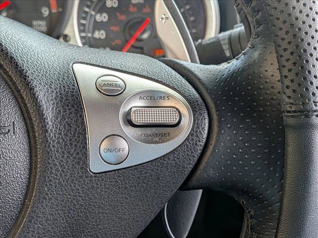 Used 2010 Nissan 370Z Touring image 15
