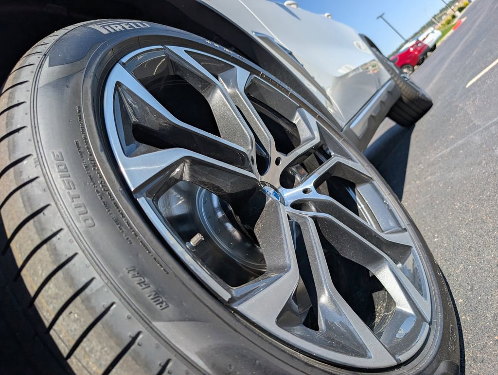 New 2026 BMW X5 xDrive40i image 9