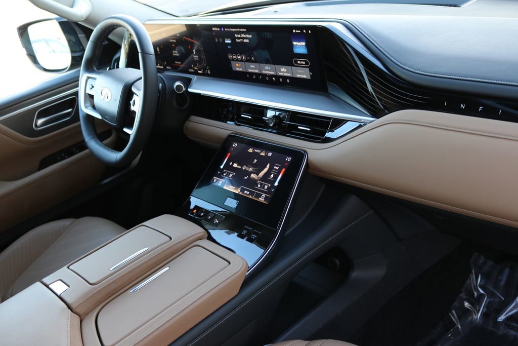 Certified 2025 INFINITI QX80 Luxe image 47