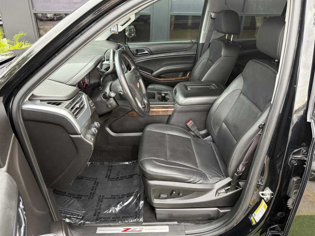Used 2017 Chevrolet Tahoe LT w/ Luxury Package AWD/4WD image 13