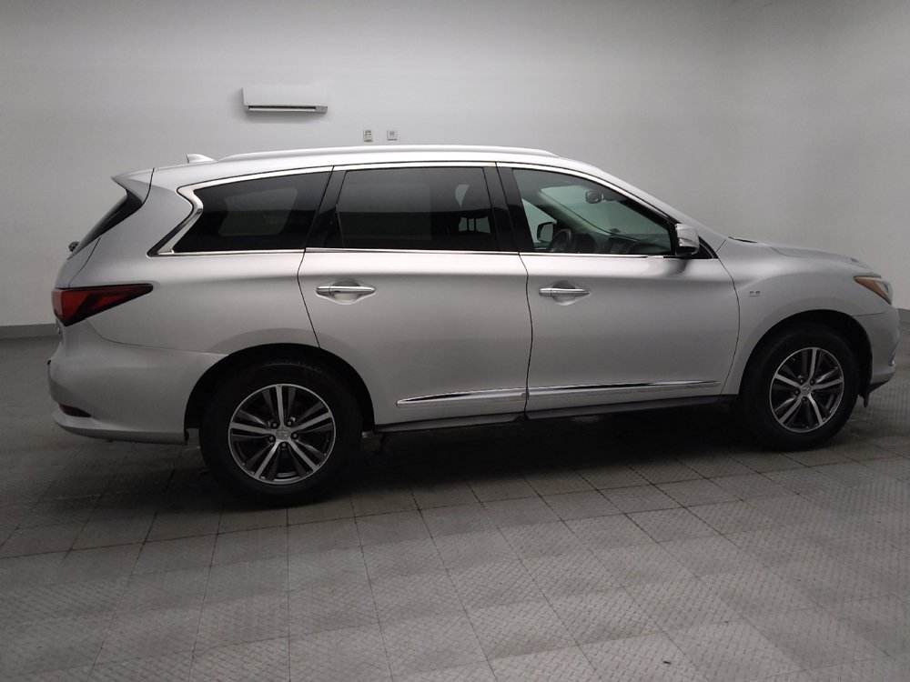 Used 2019 INFINITI QX60 Luxe w/ Essential Package FWD image 10