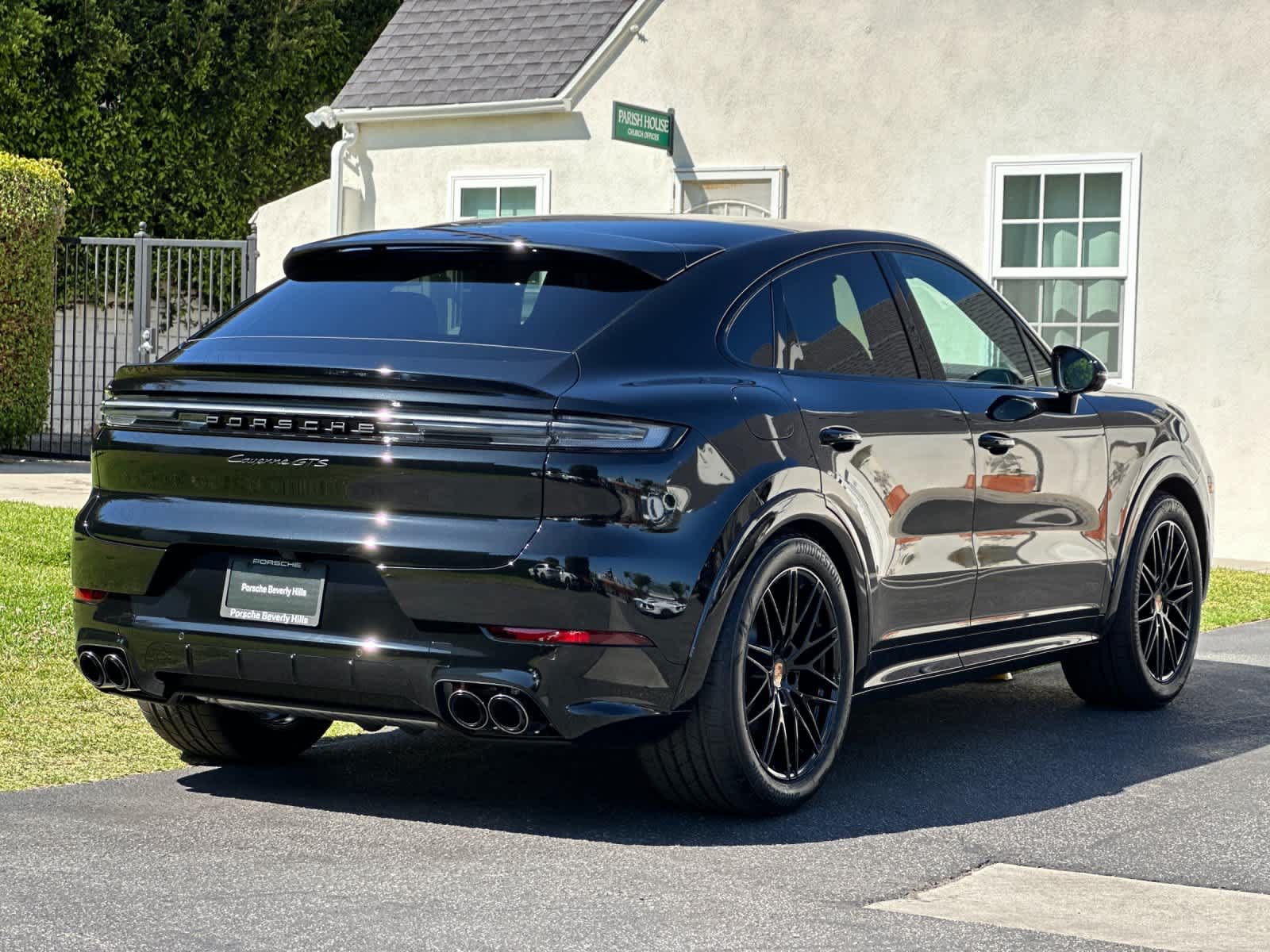 New 2026 Porsche Cayenne GTS AWD/4WD image 8