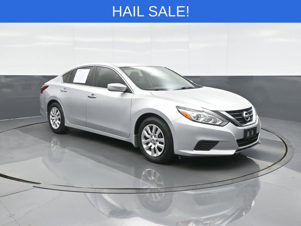 Used 2018 Nissan Altima 2.5 S w/ S Convenience Package image 1