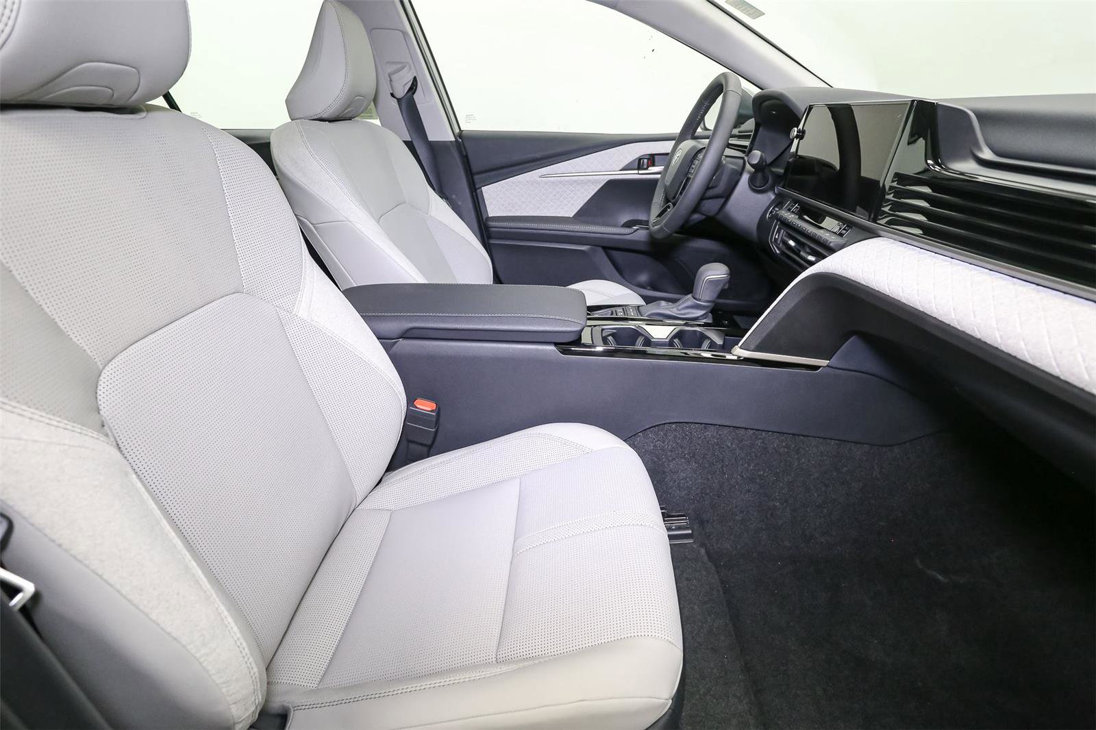 New 2026 Toyota Camry XLE image 13