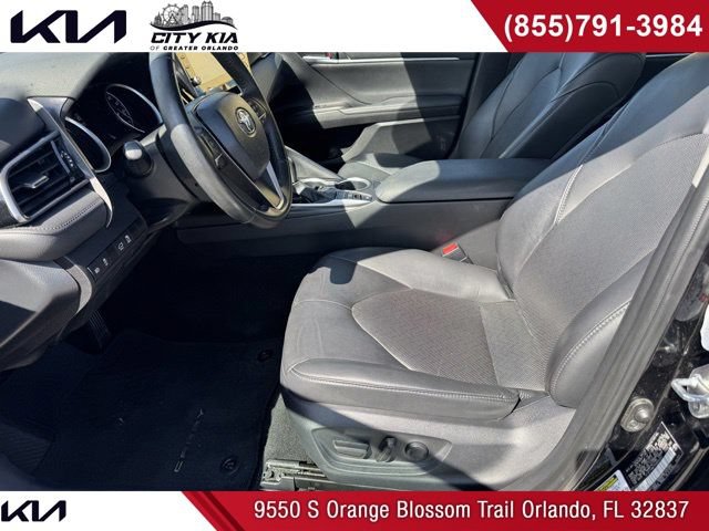 Used 2023 Toyota Camry XLE FWD image 19
