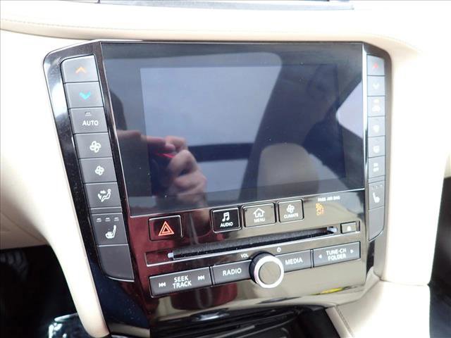 Used 2020 INFINITI QX50 Luxe w/ Navigation Package image 23