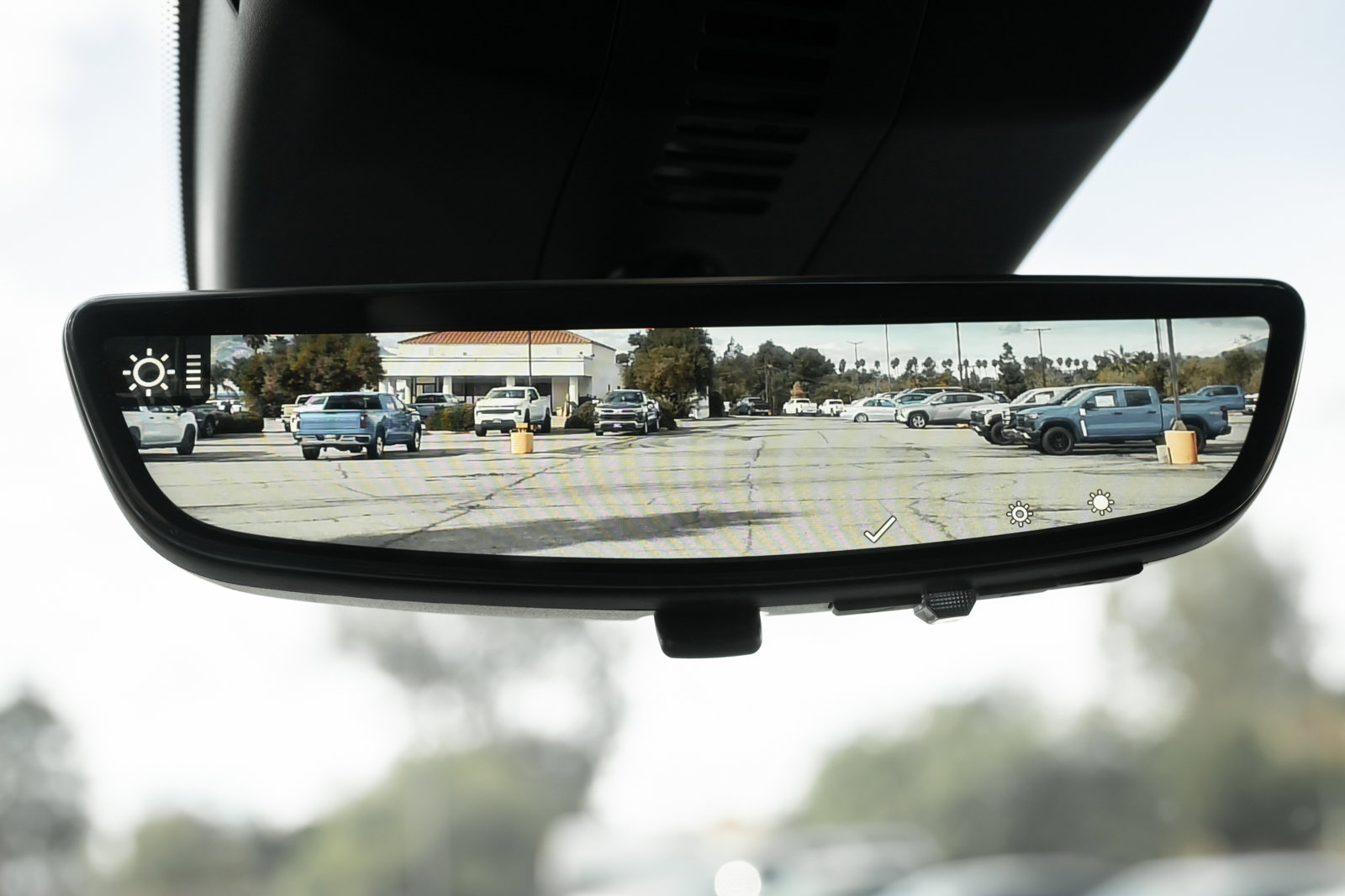 New 2026 Chevrolet Traverse LT w/ Driver Confidence Package image 25